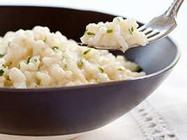 Almost Hands-Free Spinach Risotto with Chicken, Leeks, and Garlic