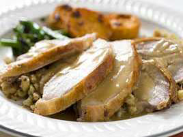 Slow-Roasted Turkey with Gravy