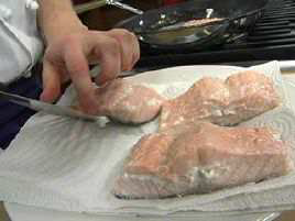 Poached Salmon with Dill and Sour Cream Sauce