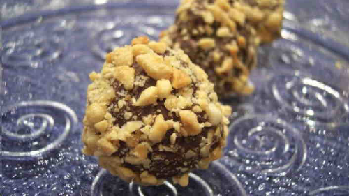 Chocolate-Peanut Butter Truffles Recipe - Genius Kitchen