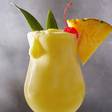 Piña Colada with Coconut Powder