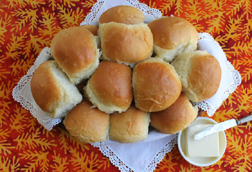 Buttery Sourdough Dinner Rolls from BreadBakers