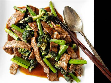 Beef and Broccoli With Oyster Sauce from Serious Eats