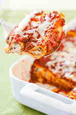 Baked Manicotti with Meat Sauce