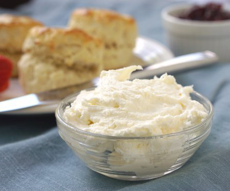 Clotted Cream Homemade from Curious Cuisiniere