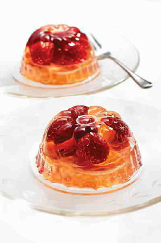 Raspberries in Pink Champagne Gelée