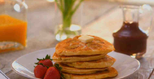 Banana Buttermilk Pancakes | Kitchen Daily