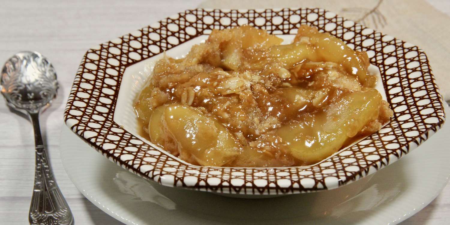 Apple and Raisin Crisp