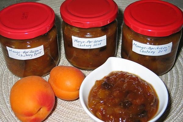 Apricot Mango Chutney