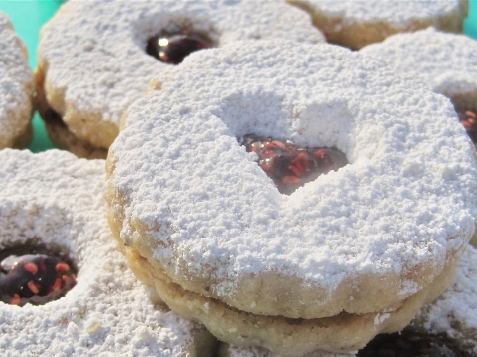 Aunt Sis's Strawberry Tart Cookies