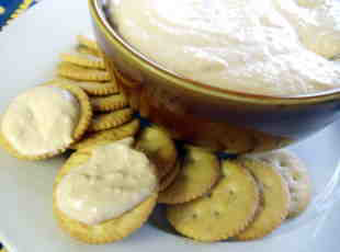 Horseradish Cheddar Pub Cheese