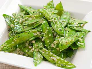 Sautéed Snow Peas with Lemon and Parsley