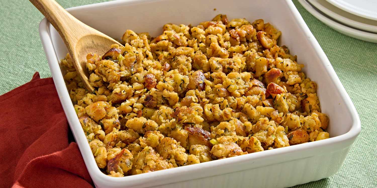 BREAD STUFFING WITH SAGE AND THYME