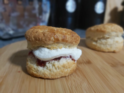 EASY SCONES - Sweet Recipe No.7