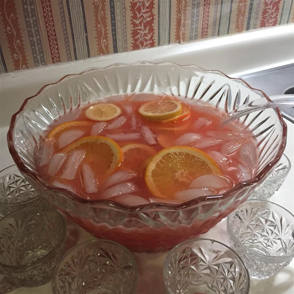 CHRISTMAS FRUIT PUNCH