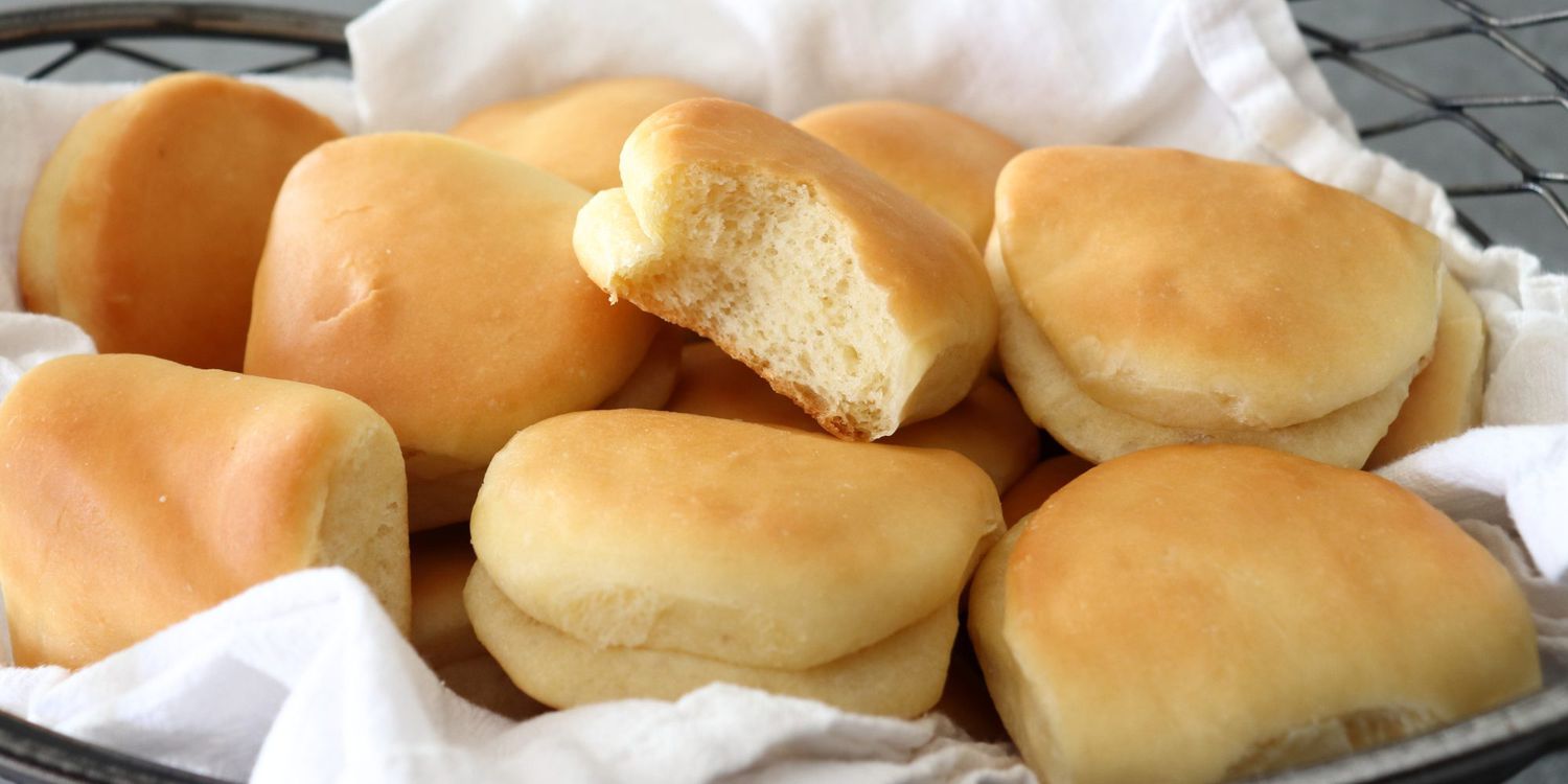 Classic Dinner Rolls