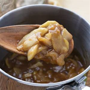 Perfect Apple Pie Filling - i am baker