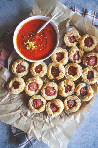 Sausage Puff Pastry Bites from Sweetphi