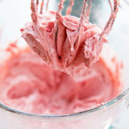 The BEST Strawberry Frosting