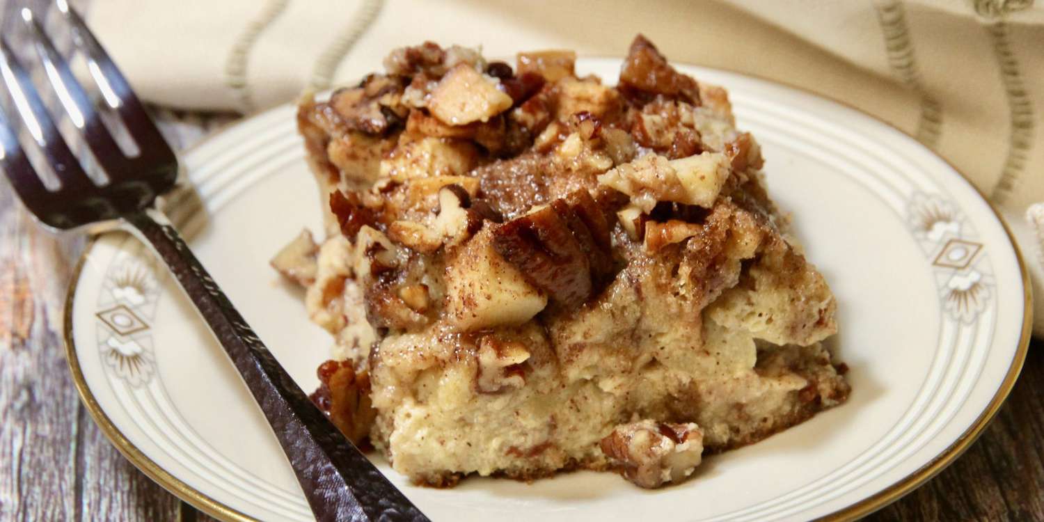 Fluffy Vanilla Cinnamon French Toast with Bananas & Almonds