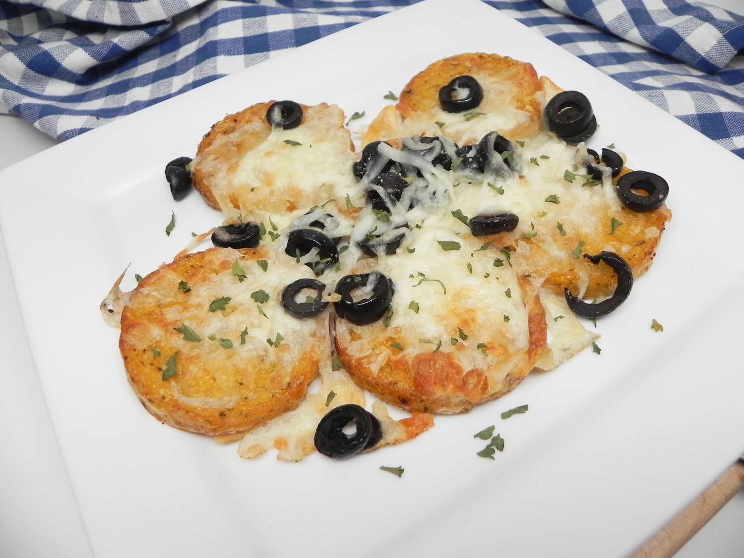 Herbed Goat Cheese Polenta Bites