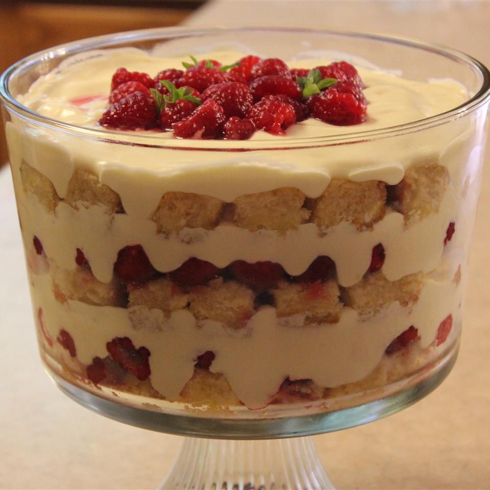 Lemon and Raspberry Magic Cake