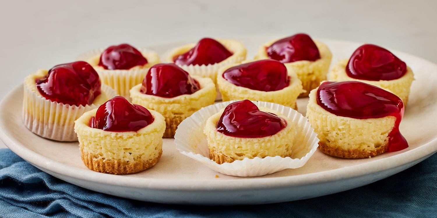 Mini Goat Cheese and Pistachio Cheesecakes