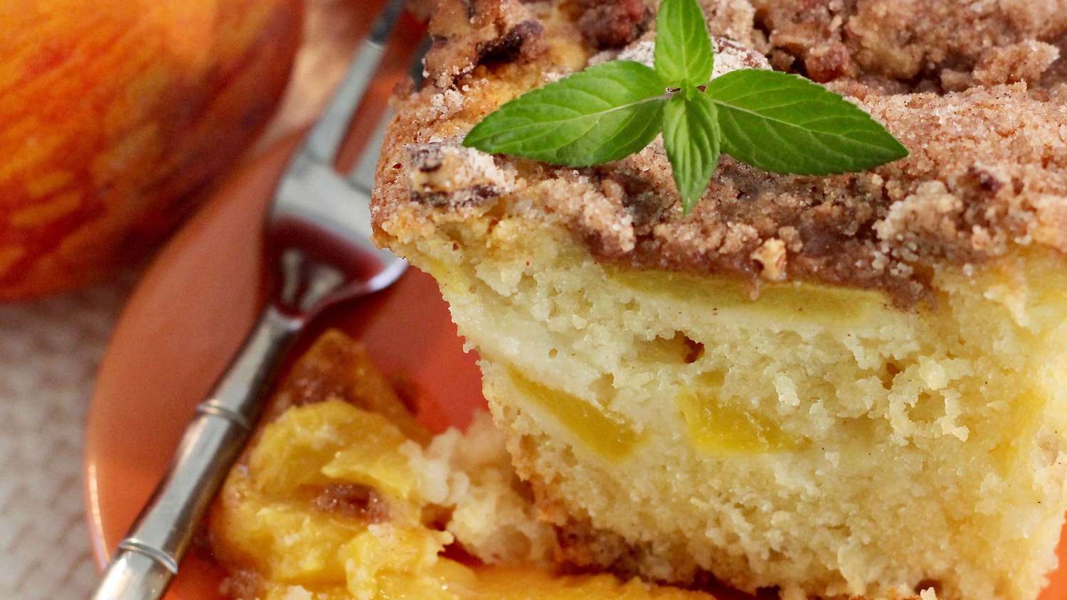 Peaches and Cream Coffee Cake