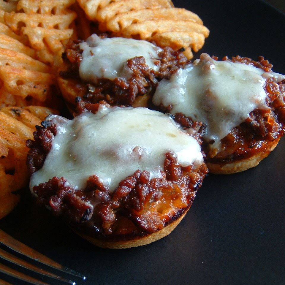 Roast Beef Horseradish Canapes