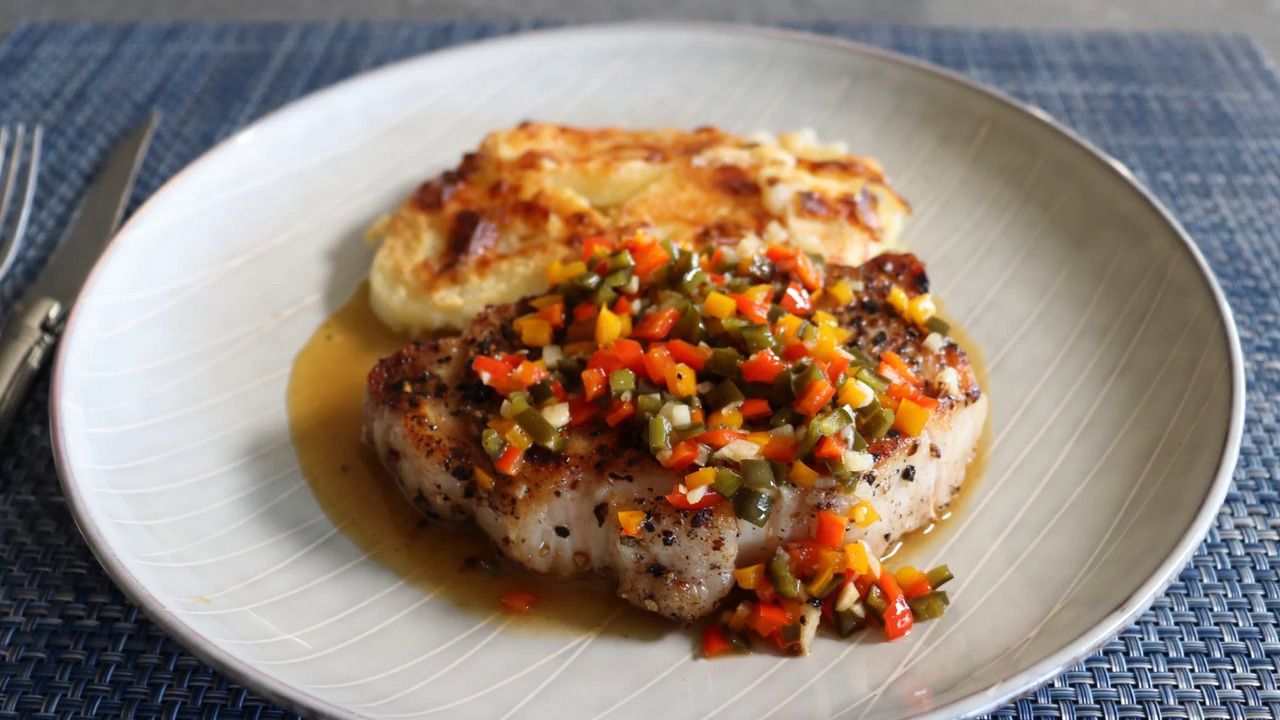 Seared Tuna Steak A Poivre