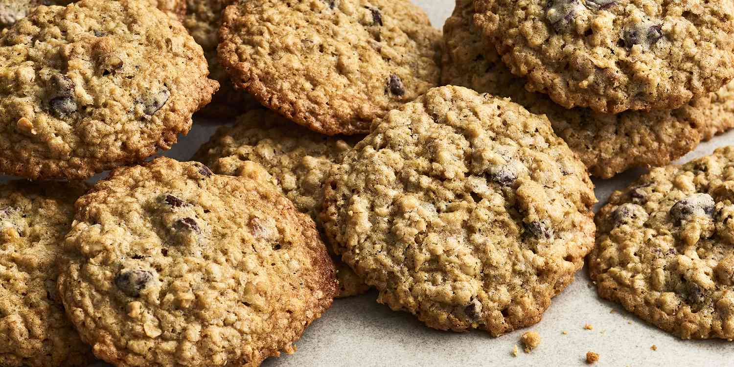 Spiced Oatmeal-date Cookies